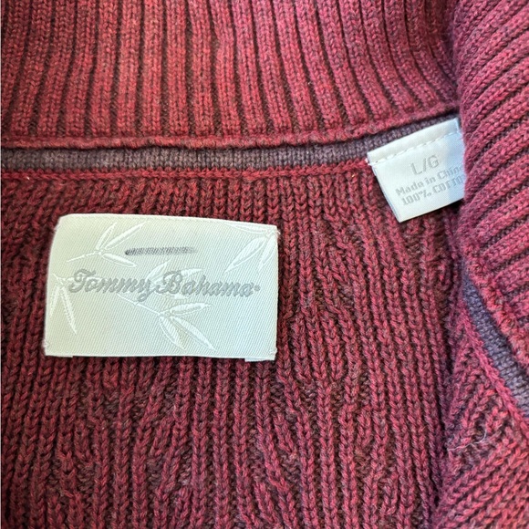 Early 2000’s Triple Pack Sweaters
Tommy Bahama, Pusser’s, Roundtree & York - Picture 4 of 14